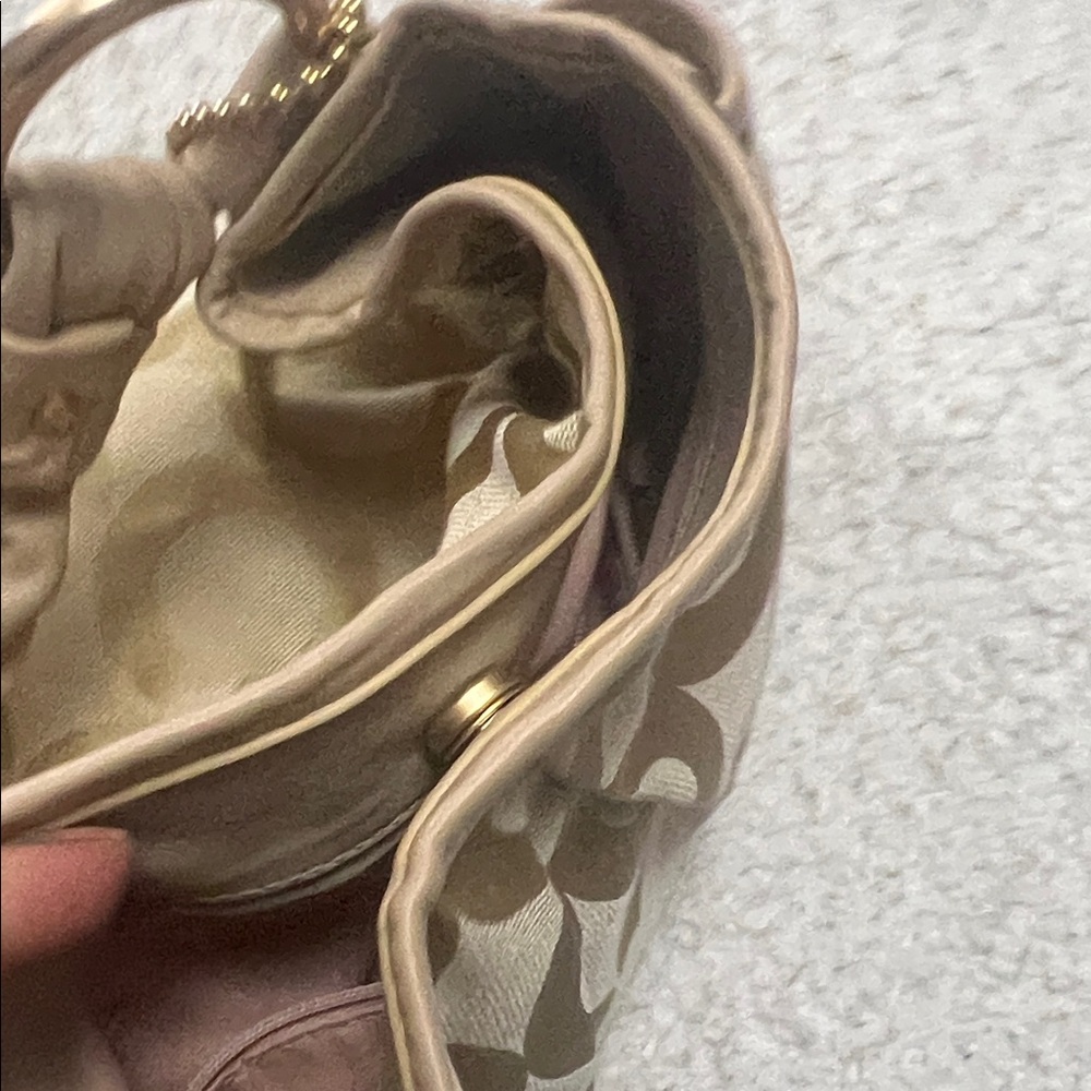 Coach Cream Signature Canvas Shoulder Bag with Leather Trim - Picture 8 of 8